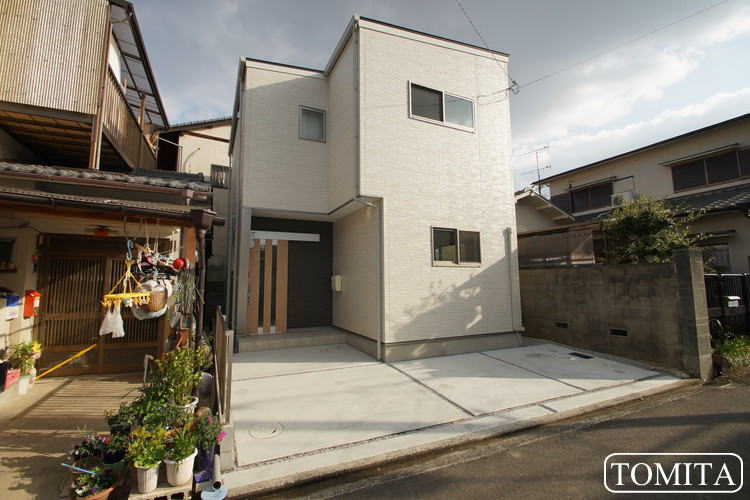 この物件の情報を見る